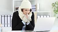 M&uuml;tze und Schal am Arbeitsplatz? Ganz so extrem darf es nicht werden.