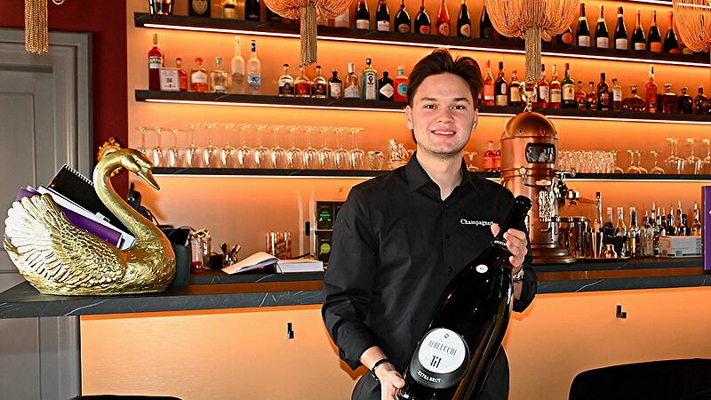 Axel Pfab er&ouml;ffnete Champagnerbar in Bamberg.