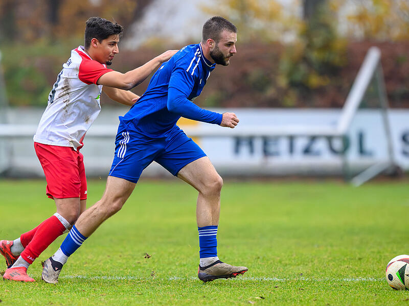 Weisendorfs Julian Hendel (rechts) wird ab Sommer der Spielertrainer des TSV R&ouml;ttenbach sein.