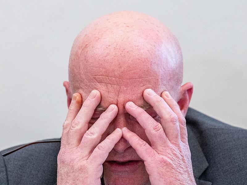 Ex-OB Joachim Wolbergs bei einer Pressekonferenz
