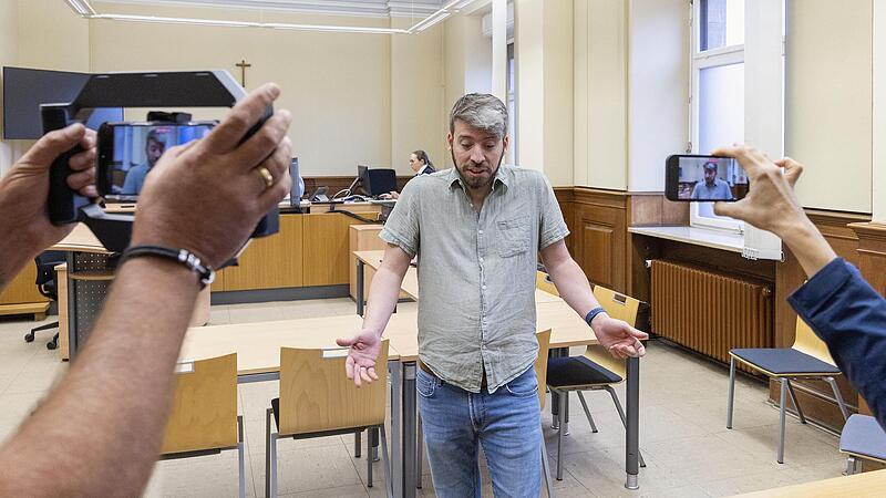 Sprengung der Kühltürme Grafenrheinfeld: Aktivist verurteilt Sprengung der Kühltürme Grafenrheinfeld: Aktivist verurteilt