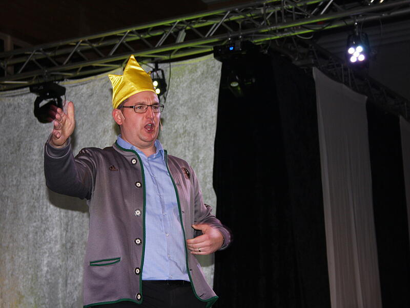 Die sch&ouml;nsten Fotos von der Prunksitzung in G&ouml;&szlig;weinstein