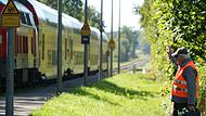 Rentner hält Bahnhof seit 30 Jahren sauber Rentner hält Bahnhof seit 30 Jahren sauber