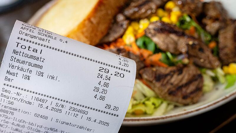 Trotz Steuersenkung werden die Rechnungen in Kronacher Restaurants kaum günstiger (Symbolbild).