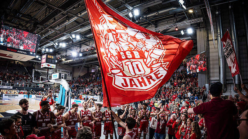 Bamberg feiert den Einzug ins Top Four.