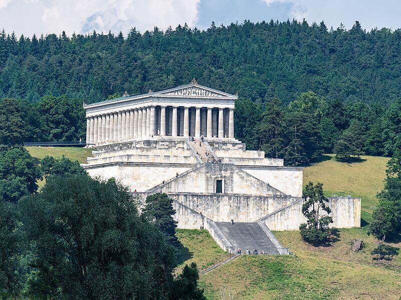 Absperrungen an der Walhalla Absperrungen an der Walhalla