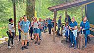 Die Wandergruppe des Heimatvereins bei ihrer Exkursion in die Wälder.Heimatverein Burgebrach Die Wandergruppe des Heimatvereins bei ihrer Exkursion in die Wälder.Heimatverein Burgebrach
