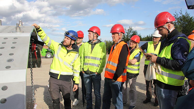 Windpark am Rennsteig: Baustellenbesichtigung in Steinbach am WaldWindpark am Rennsteig: Baustellenbesichtigung in Steinbach am Wald Windpark am Rennsteig: Baustellenbesichtigung in Steinbach am WaldWindpark am Rennsteig: Baustellenbesichtigung in Steinbach am Wald
