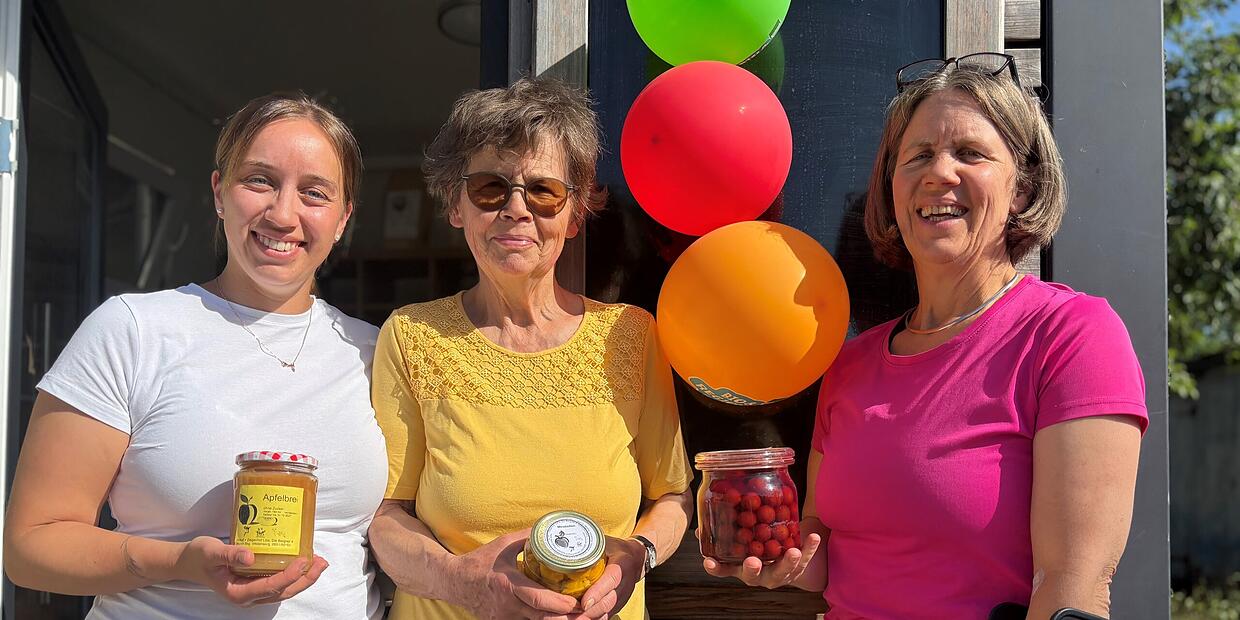 Auf dem Hof von Familie Lips gibt's Eingemachtes aus der Box