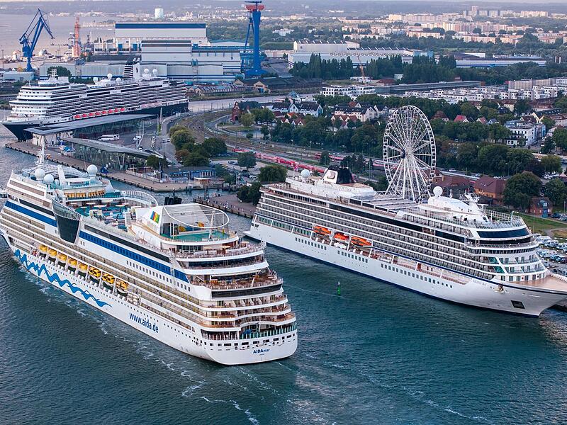 Kreuzfahrtschiffe in Rostock-Warnemünde Kreuzfahrtschiffe in Rostock-Warnemünde