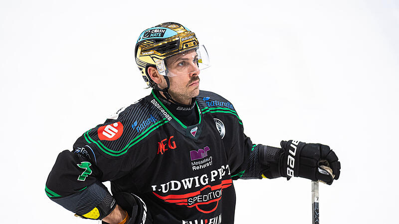 Sa&szlig; beim Game-Winning-Goal der Erding Gladiators wegen einer pers&ouml;nlichen Strafe drau&szlig;en: H&ouml;chstadts Tylor Gron.