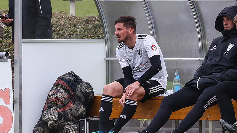 Patrick Schwesinger (hier noch im Sonnefelder Trikot) rückt bei der SG Michelau/Schwürbitz etwas in den Hintergrund.