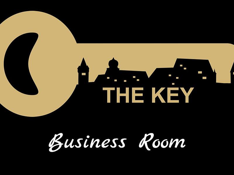 In der N&auml;gleinsgasse in Coburg kann ein Business Room angemietet werden. Der Name ist englisch: The Key. Das Logo ist traditionell: mit Veste!