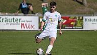 Der NeudrossenfelderJonas Larkow (Bild) hatte fr&uuml;h im Spiel die Chance zur F&uuml;hrung, scheiterte aber am Kornburger Torh&uuml;ter Thorben Hochmuth.
