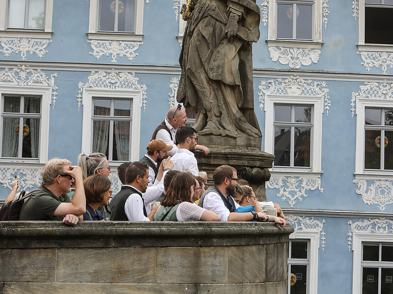 Bamberg; Sandkirchweih Samstag mit Jugend-FischerstechenDer Sandkerwa-Samstag in Bildern