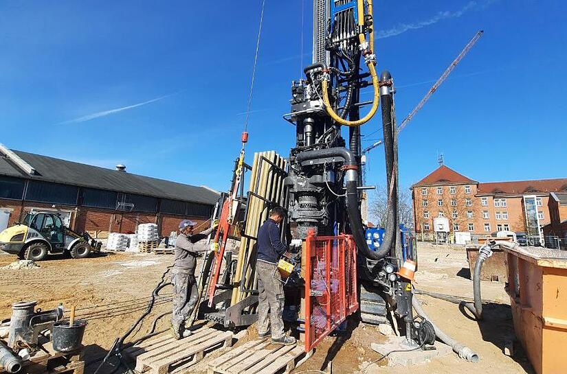 In den Lagardhöfen in Bamberg hat die letzte geothermiesche Bohrung stattgefunden. In den Lagardhöfen in Bamberg hat die letzte geothermiesche Bohrung stattgefunden.