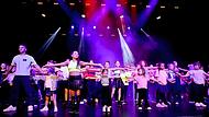 Mit einer bunten Bühnenshow präsentierte sich das Kulmbach Dance Center in der Stadthalle.Thorsten Ochs Mit einer bunten Bühnenshow präsentierte sich das Kulmbach Dance Center in der Stadthalle.Thorsten Ochs