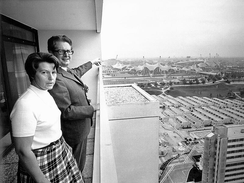 Hans-Jochen Vogel Hans-Jochen Vogel