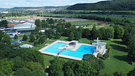 Ein Blick auf das Saaletalbad Hammelburg von oben.
