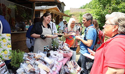 Food- und Wissens-Festival „Zu Tisch! 25“Food- und Wissens-Festival „Zu Tisch! 25“ Food- und Wissens-Festival „Zu Tisch! 25“
