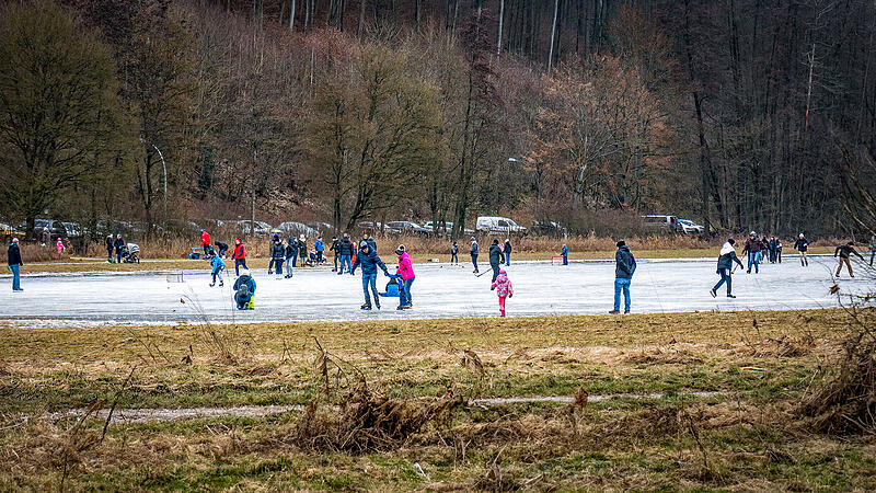 Eislaufen in der Au in Bad Kissingen