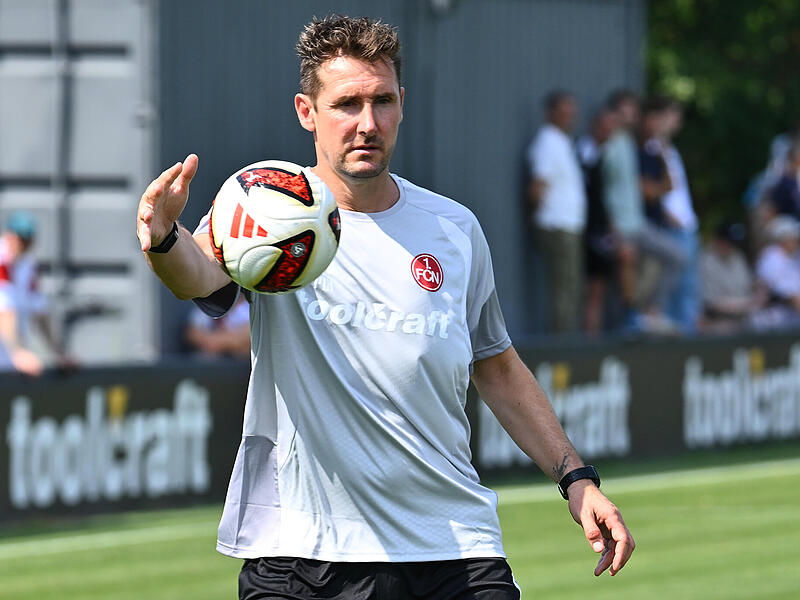 Mirsolav Klose am Montag beim Trainingsauftakt mit seinem 1. FC Nürnberg. Mirsolav Klose am Montag beim Trainingsauftakt mit seinem 1. FC Nürnberg.