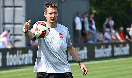 Mirsolav Klose am Montag beim Trainingsauftakt mit seinem 1. FC N&uuml;rnberg.
