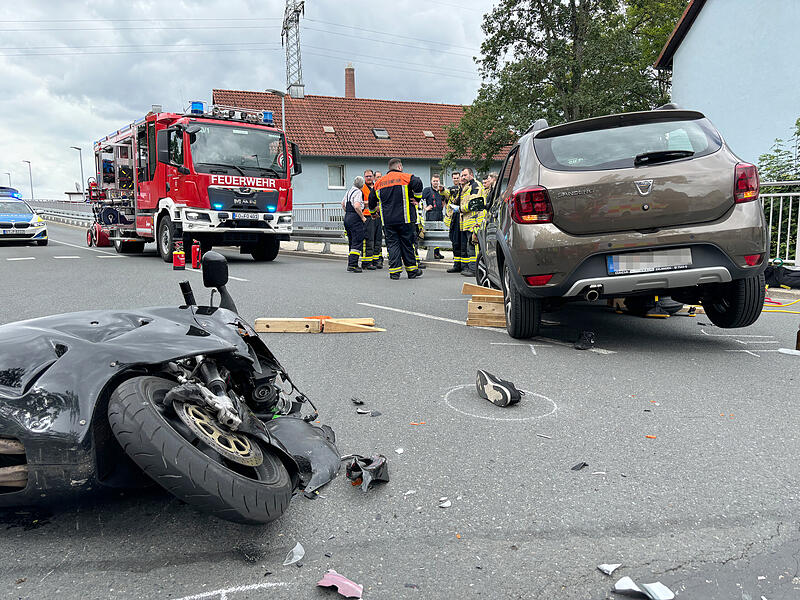 Am Mittwoch verunglückte ein 56-jähriger Motorradfahrer in Forchheim nahe der Piastenbrücke tödlich.Am Mittwoch verunglückte ein 56-jähriger Motorradfahrer in Forchheim nahe der Piastenbrücke tödlich. Am Mittwoch verunglückte ein 56-jähriger Motorradfahrer in Forchheim nahe der Piastenbrücke tödlich.