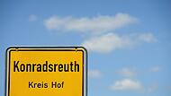 Ortsschild von Konradsreuth
