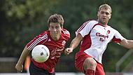 Martin Hellmuth (links), hier in der Saison 2008/09 für den FC Lichtenfels in der Bezirksliga am Ball, kehrte nach Stationen beim TSV Mönchröden und FC Redwitz zur Spielzeit 2015/16 wieder zum FCL zurück.