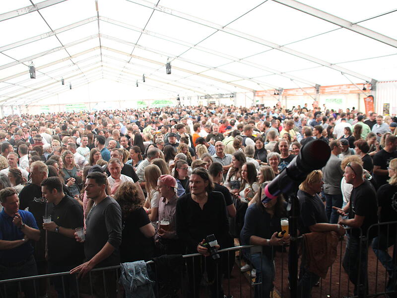 Rh&ouml;n-Festival Wildflecken: Rh&ouml;ner Bluat spielt f&uuml;r die Kissinger H&uuml;tte