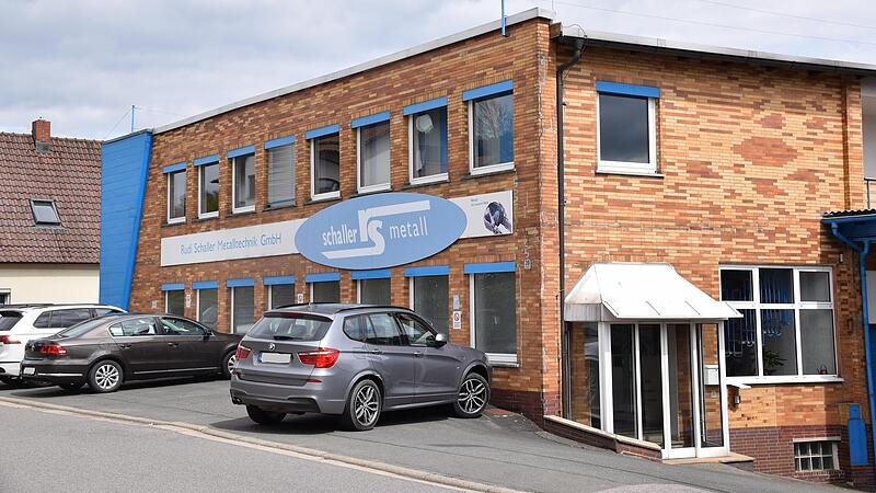 Etwa 100 Mitarbeiter sind bei Rudi Schaller Metalltechnik in Steinach bei Mitwitz besch&auml;ftigt. Wie Insolvenzverwalter Florian Wittmann mitteilt, sind sie bis Ende Juni durch das Insolvenzgeld versorgt.