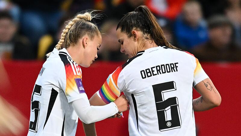 Giulia Gwinn und Lena Oberdorf Giulia Gwinn und Lena Oberdorf