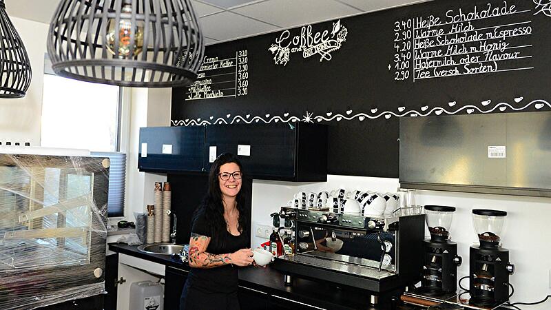 Jennifer Groh hat sich mit ihrem Generationencafé einen Traum erfüllt und freut sich schon sehr auf die Eröffnung am 1. Februar 2024.