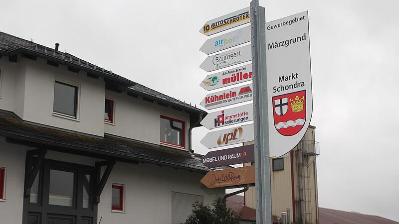 Im Märzgrund sind alle Gewerbeplätze belegt. Weitere sind nachgefragt. Daher hat die Gemeinde Schondra 270.000 Euro in den Haushalt eingestellt, um dort neue Gewerbeflächen zu kaufen.