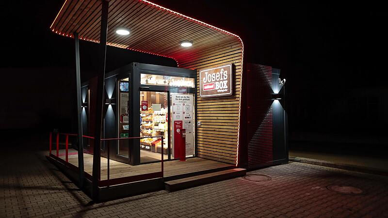 Auch nachts kann im Store eingekauft werden &ndash; nur sonntags nicht.