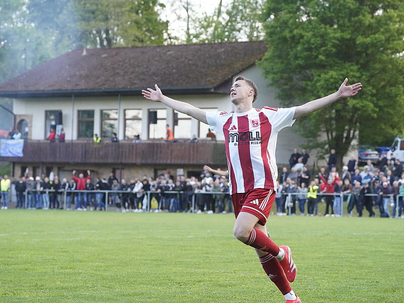 Der TSV Staffelstein um Philip Eiermann ist der große Favorit in der Kreisliga Coburg.Fußball-Relegation am 20. Mai 2026 Der TSV Staffelstein um Philip Eiermann ist der große Favorit in der Kreisliga Coburg.