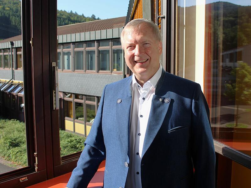 Peter Richter ist neuer Schulleiter am Franz-Miltenberger-Gymnasium in Bad Br&uuml;ckenau.