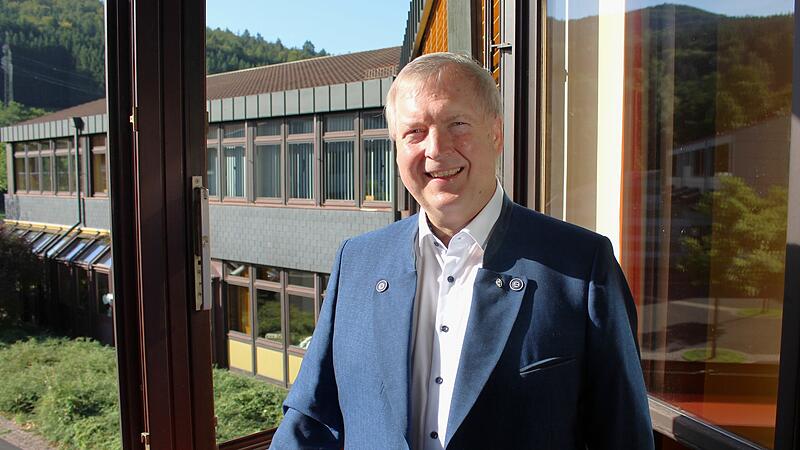 Peter Richter ist neuer Schulleiter am Franz-Miltenberger-Gymnasium in Bad Br&uuml;ckenau.