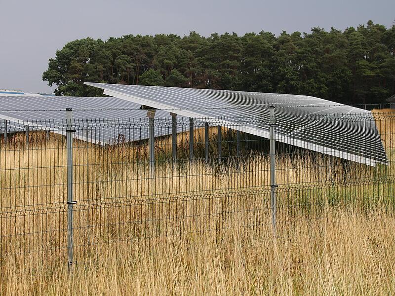 Photovoltaikanlagen sind stark im Kommen. Auch bei Gremsdorf wurde ein Solarpark errichtet. Das Netzpaket der Bundesregierung kommt. Können künftig noch Solarparks, wie dieser in Gremsdorf, in sogenannten "kapazitätslimitierten Gebieten" gebaut werden?