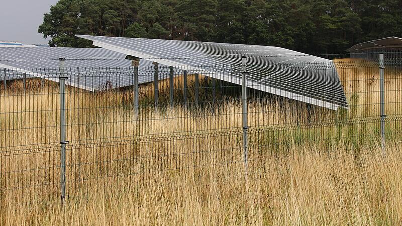Photovoltaikanlagen sind stark im Kommen. Auch bei Gremsdorf wurde ein Solarpark errichtet.