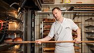 Marius Motsch schließt seine Bäckerei in Bad Kissingen zum 11. August 2024. Marius Motsch schließt seine Bäckerei in Bad Kissingen zum 11. August 2024.