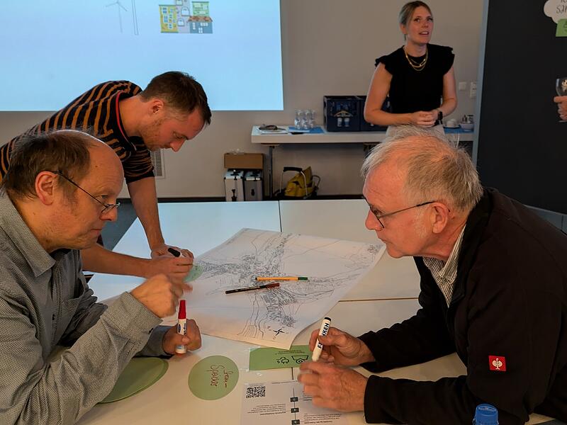 B&uuml;rgerworkshop zum Thema Klimaschutz in der Georgi-Halle in Bad Br&uuml;ckenau.