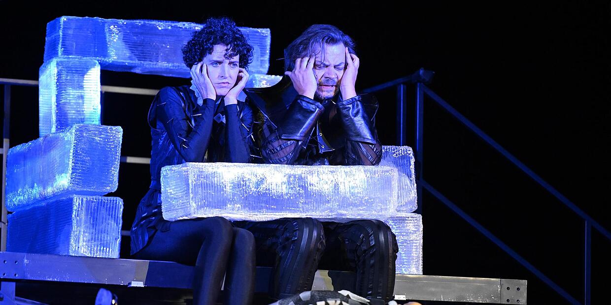 Gelungene Premiere: Richard III überzeugt mit gespaltener ...