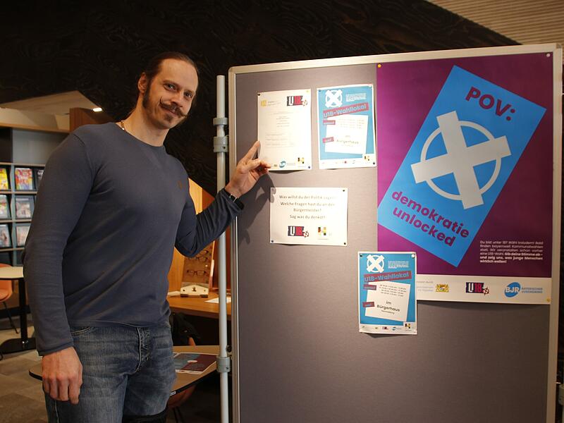 Franziskus Gerr betreut in Hammelburg die U-18 Wahl des bayrischen Jugendrings.