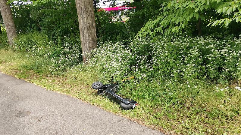 Schwere Kopfverletzung nach E-Scooter-Sturz im Kreis Bamberg