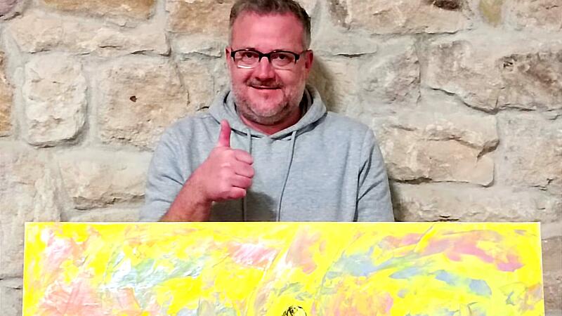 Markus Heger mit einer seiner neuesten Kreationen. Markus Heger mit einer seiner neuesten Kreationen.