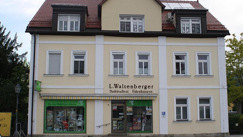 Das Schreibwarengeschäft Waltenberger mit dem Hausnamen Bertl in EbermannstadtForchheim & Fränkische Schweiz