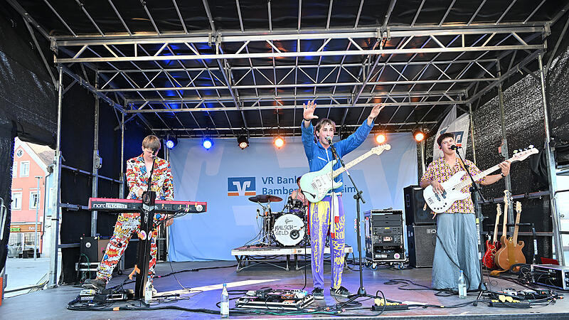 Überall Musik 2025 in der Forchheimer AltstadtÜberall Musik 2025 in der Forchheimer Altstadt Überall Musik 2025 in der Forchheimer Altstadt