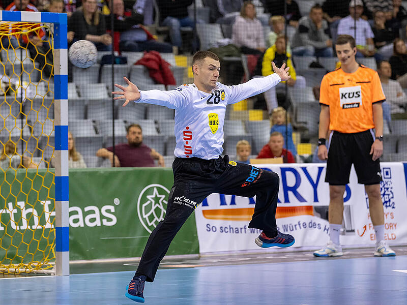 Fabian Apfel und der HSC 2000 Coburg mussten sich im Test in Dresden knapp geschlagen geben.